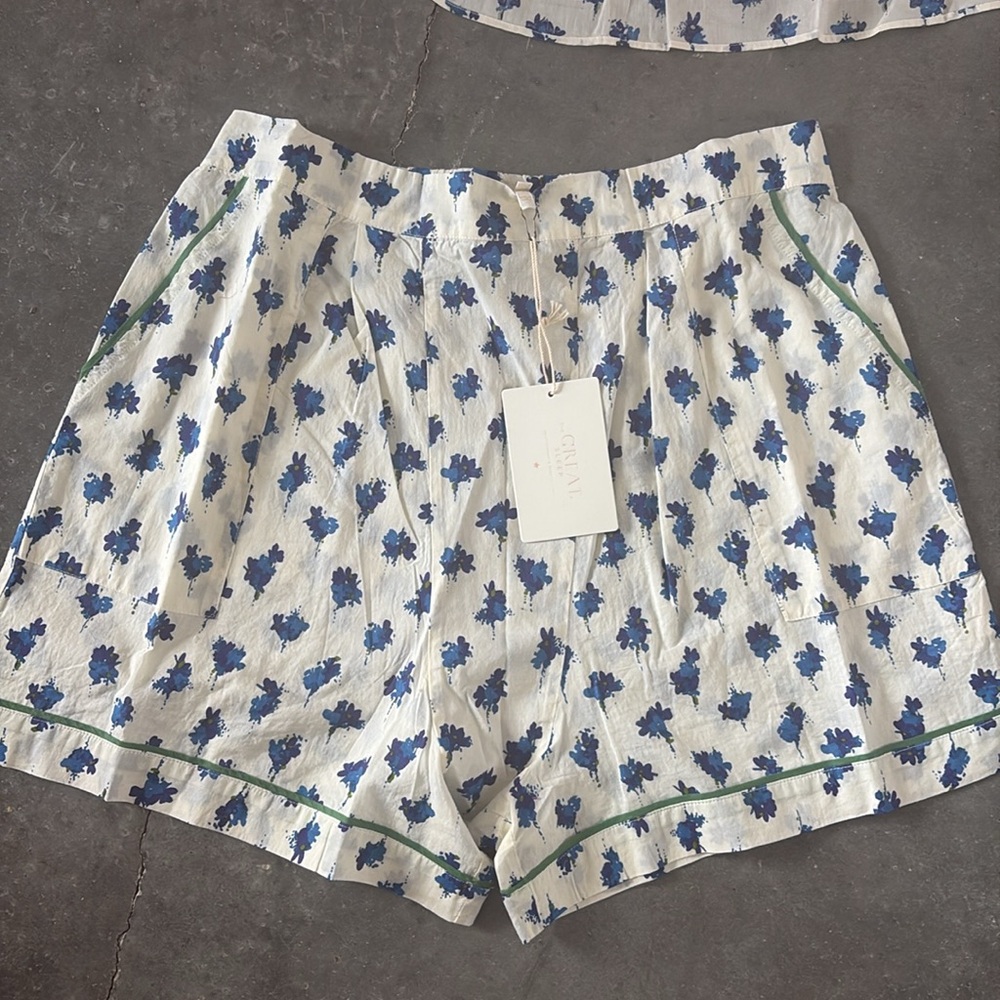 THE GREAT. Flutter sleeve sleep top and the square pajama short - Picture 5 of 8
